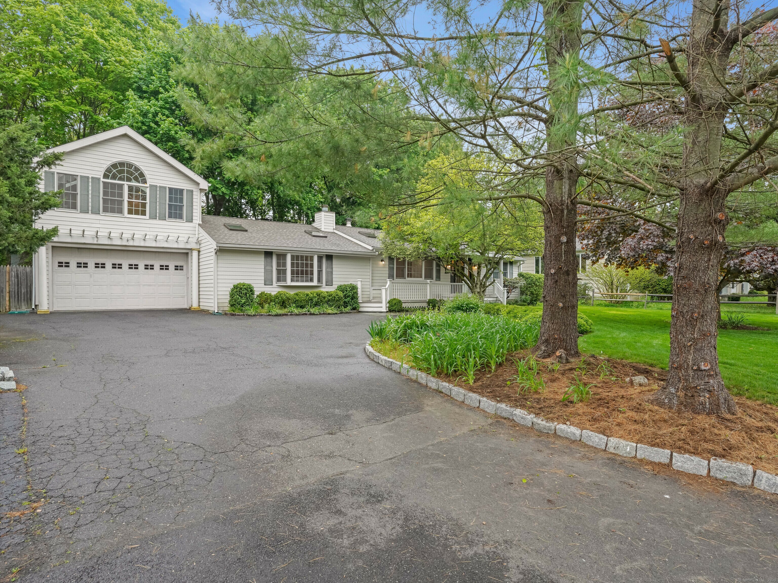 Property Photo: 8 Argentine Way CT 06850