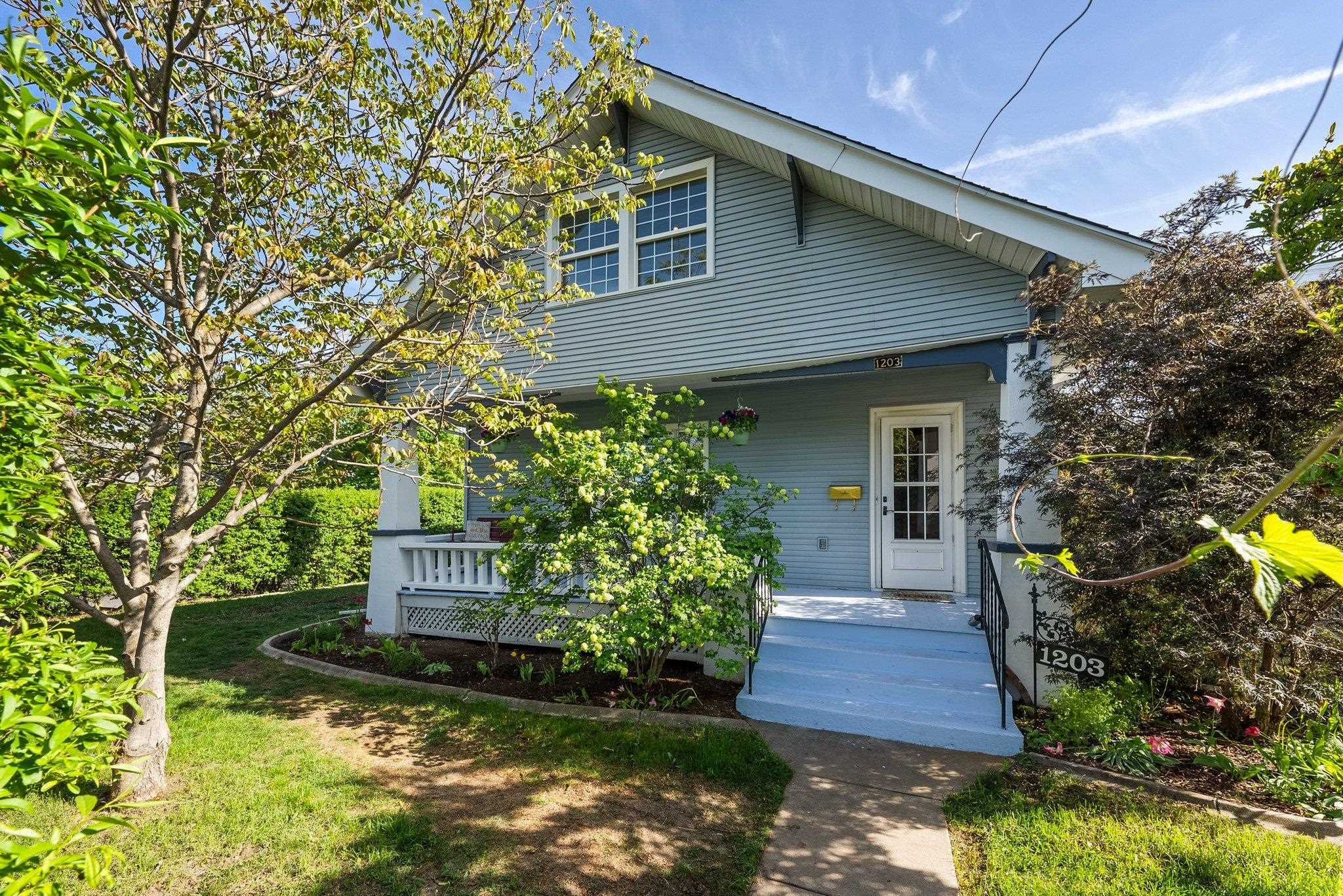 Property Photo: 1203 W Montgomery Ave WA 99205