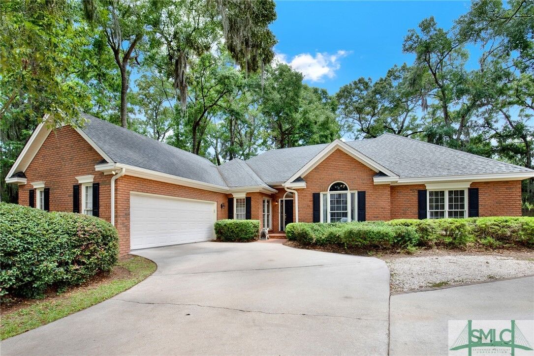 Property Photo:  21 Sherborne Road  GA 31419 