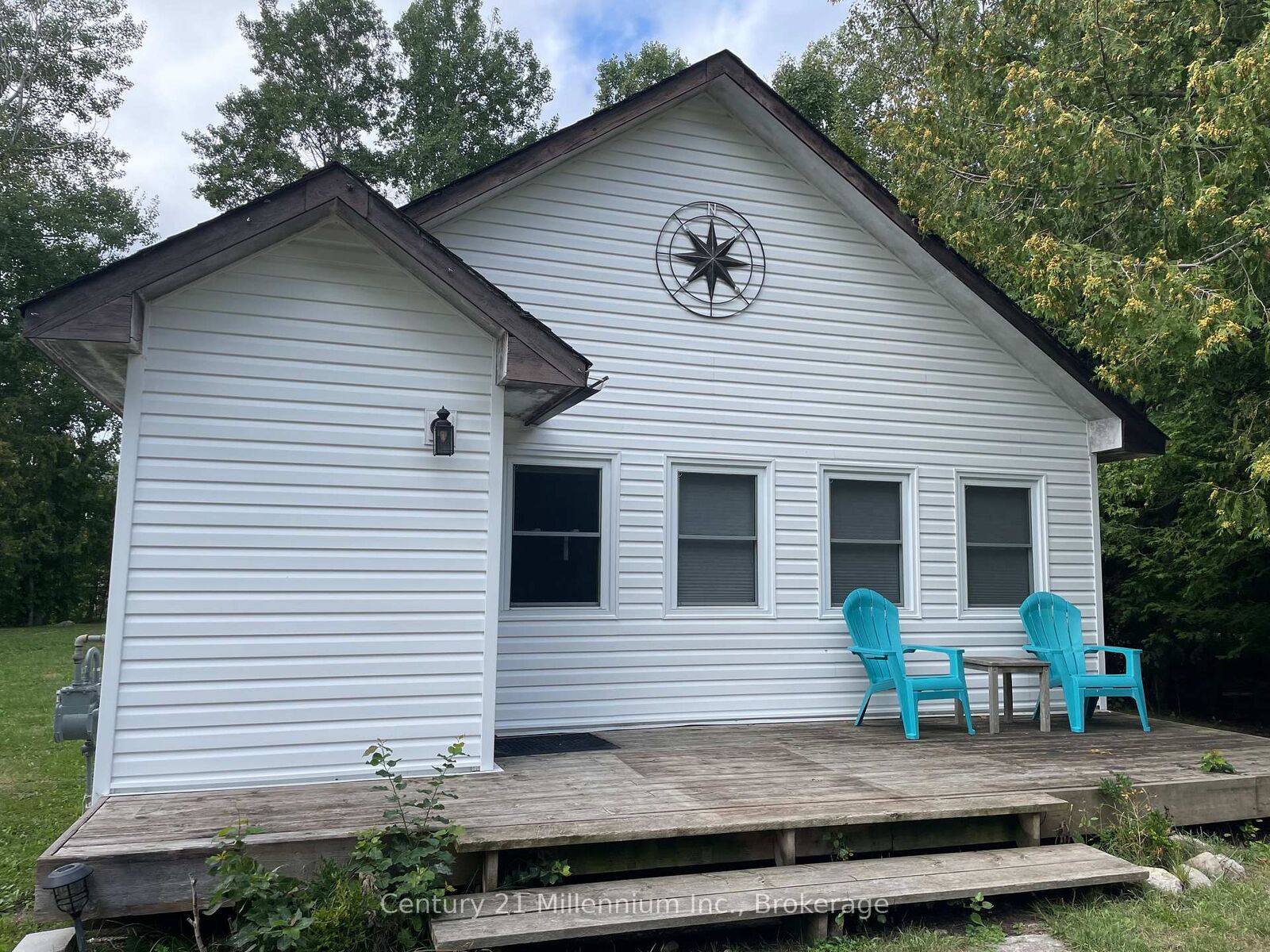 Property Photo: 114 Chamonix Crescent ON L9Y 3Z2