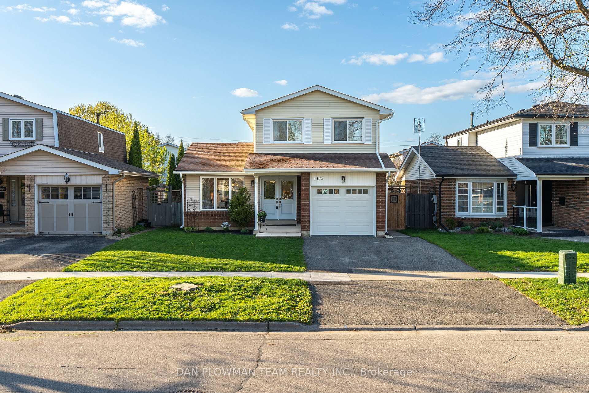 Property Photo: 1472 Tampa Crescent ON L1G 6V2