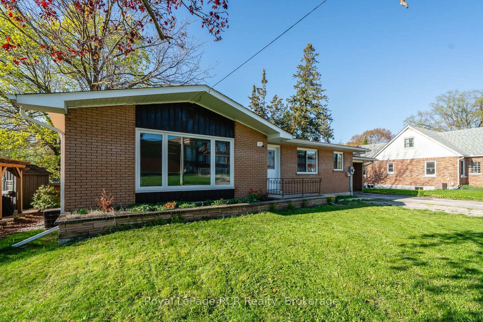 Property Photo: 170 7th Street ON N4N 1G5