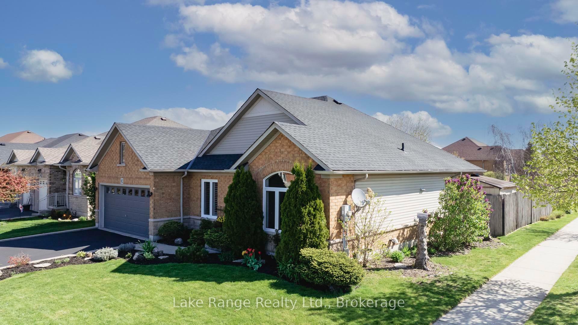 Photo de la propriété: 82 Savannah Ridge Drive ON N3L 4G2