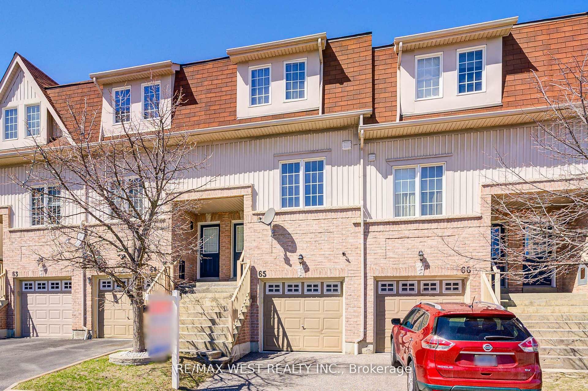 Photo de la propriété: 735 Sheppard Avenue 65 ON L1V 7K5