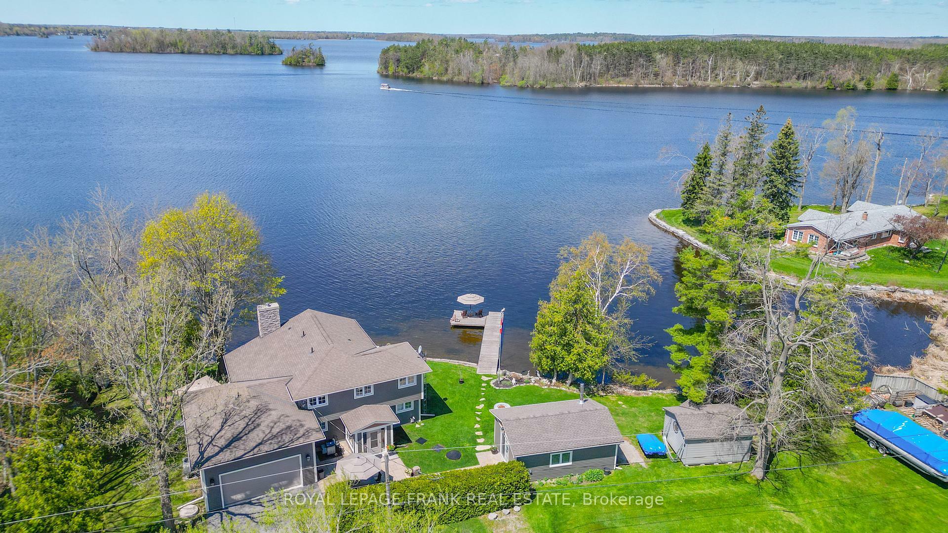Property Photo: 11 Edgewater Drive ON K0L 1T0