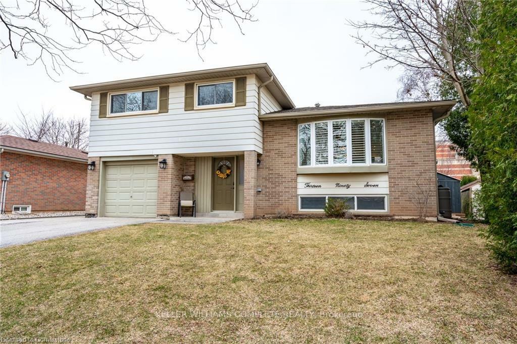 Property Photo: 1397 Allangrove Drive ON L7M 1J4