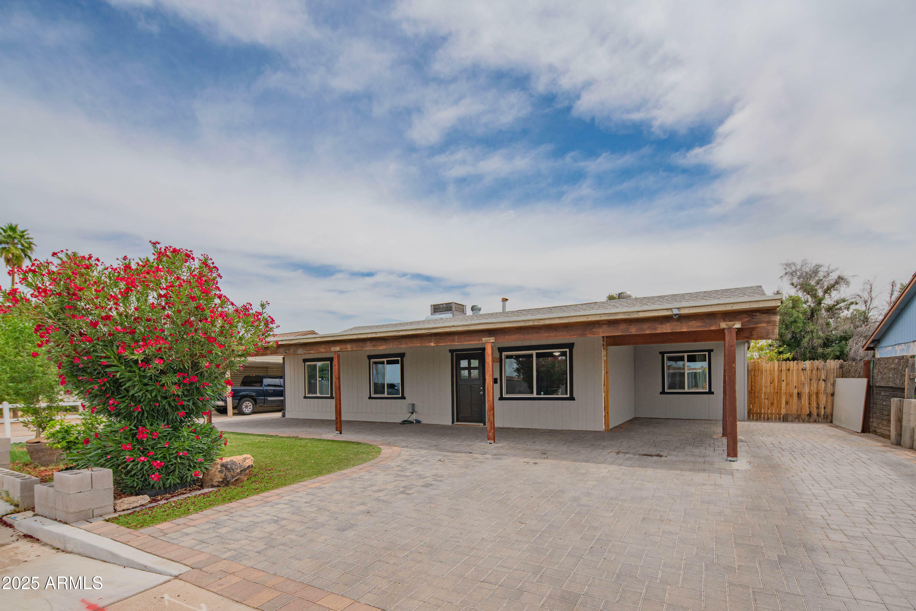 1861 N 63rd Avenue  Phoenix AZ 85035 photo