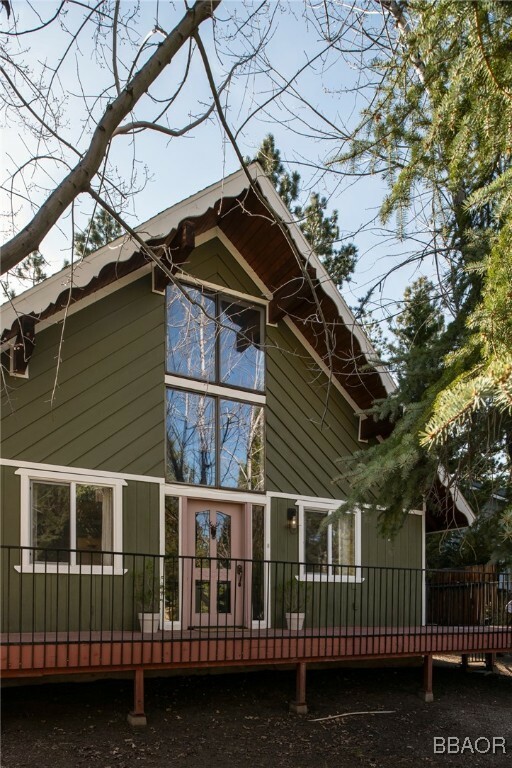 Property Photo:  879 Waldstrasse Way  CA 92315 