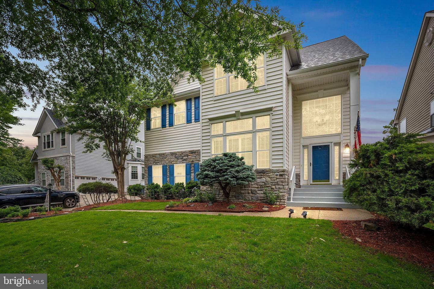 Property Photo: 25423 Planting Field Drive VA 20152
