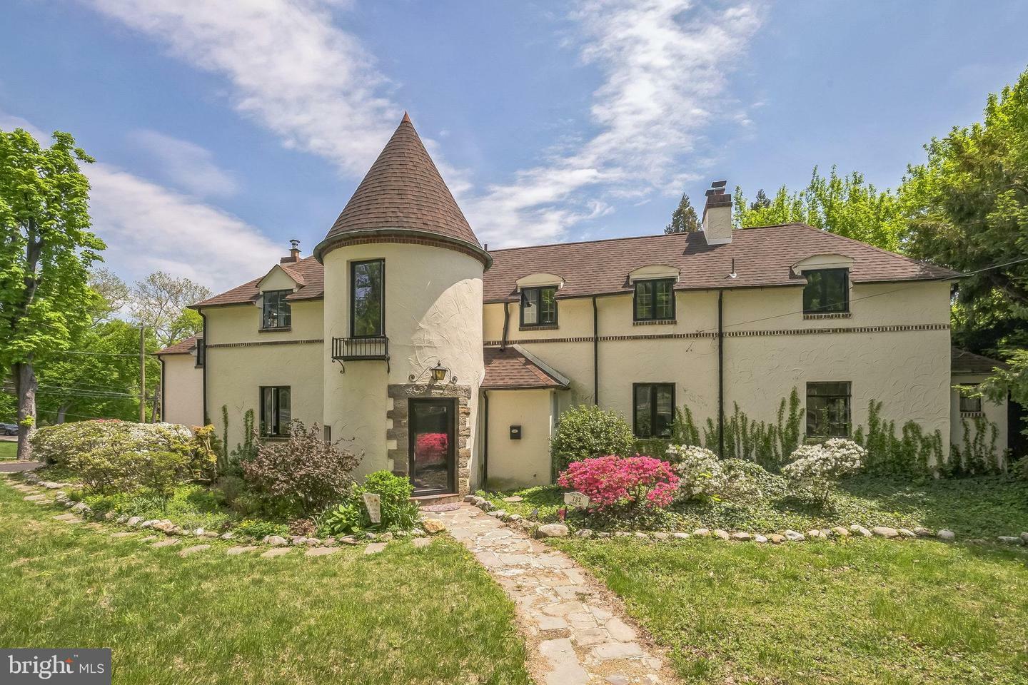 Property Photo: 732 Spring Avenue PA 19027