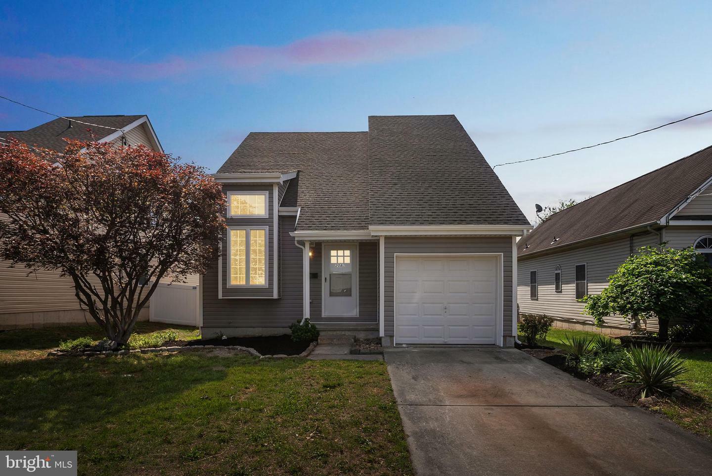Property Photo: 208 Hooker Street 1/2 NJ 08075
