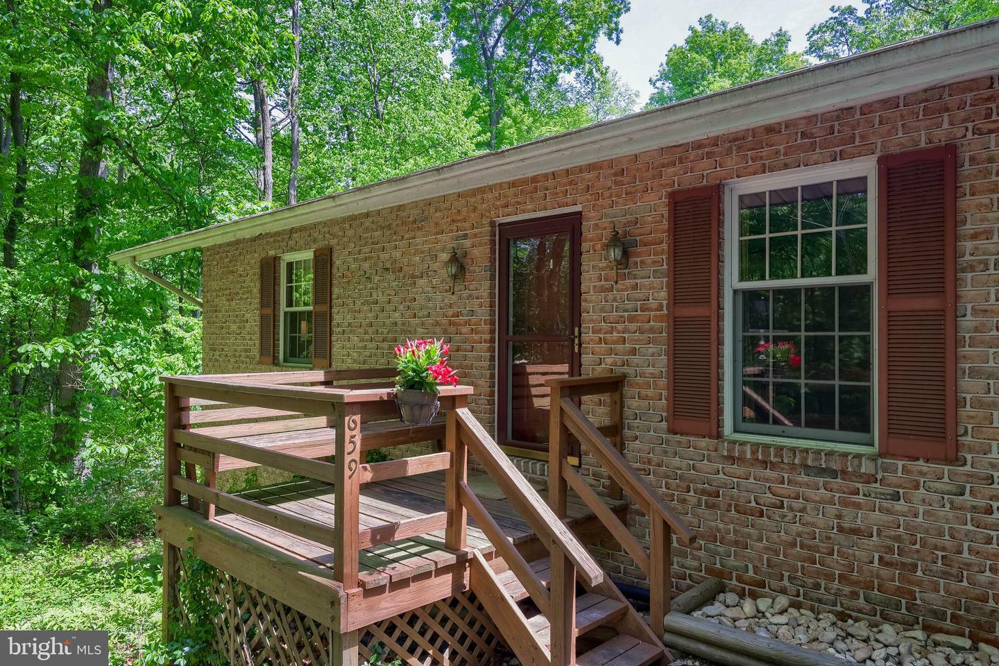 Property Photo: 659 Lancaster Pike PA 17560