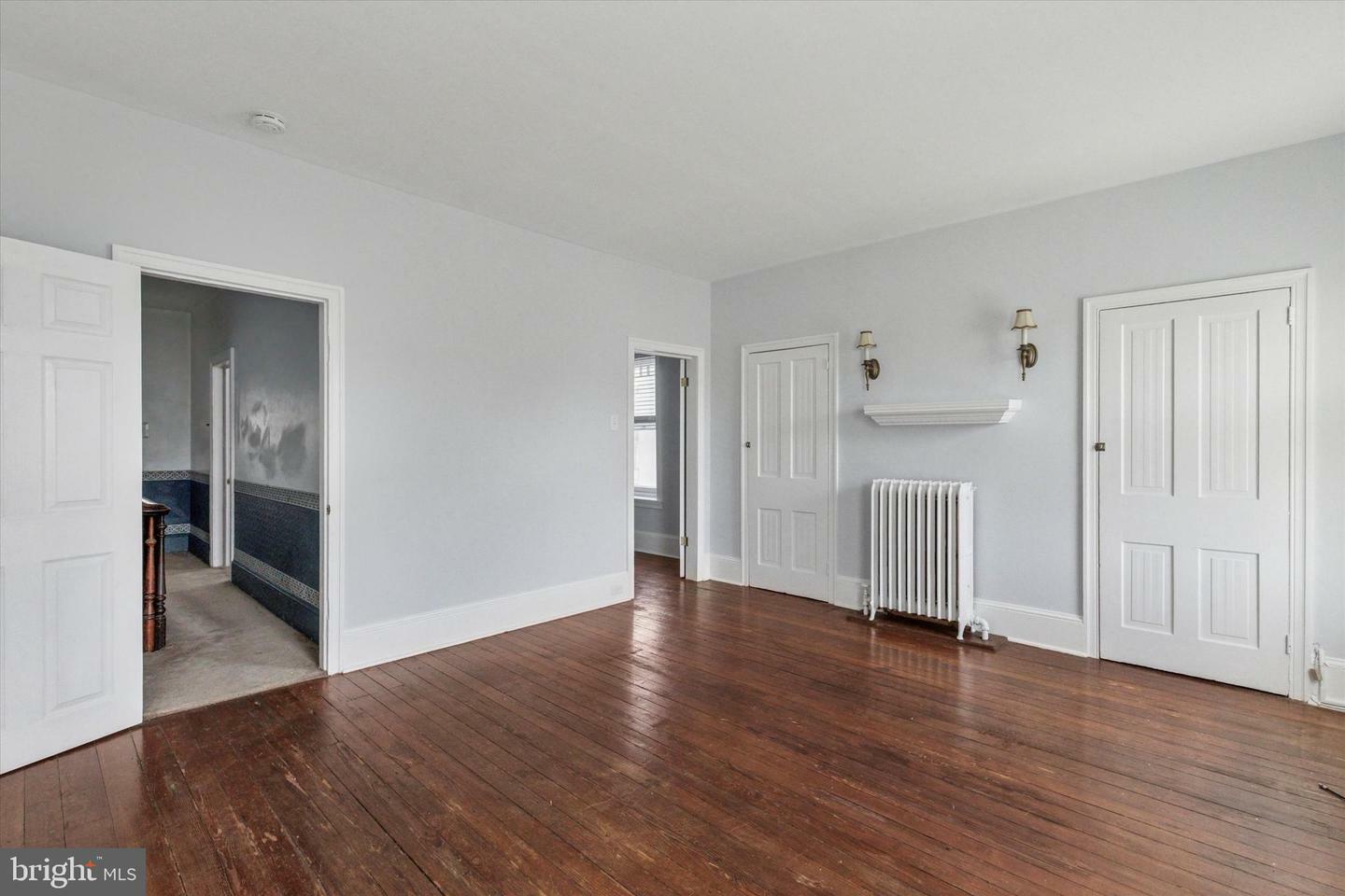 Property Photo: 448 Roxborough Avenue PA 19128