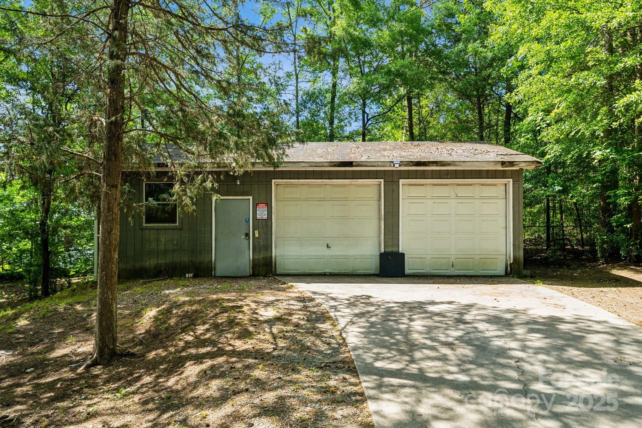 Property Photo:  1917 Tom Sadler Road  NC 28214 