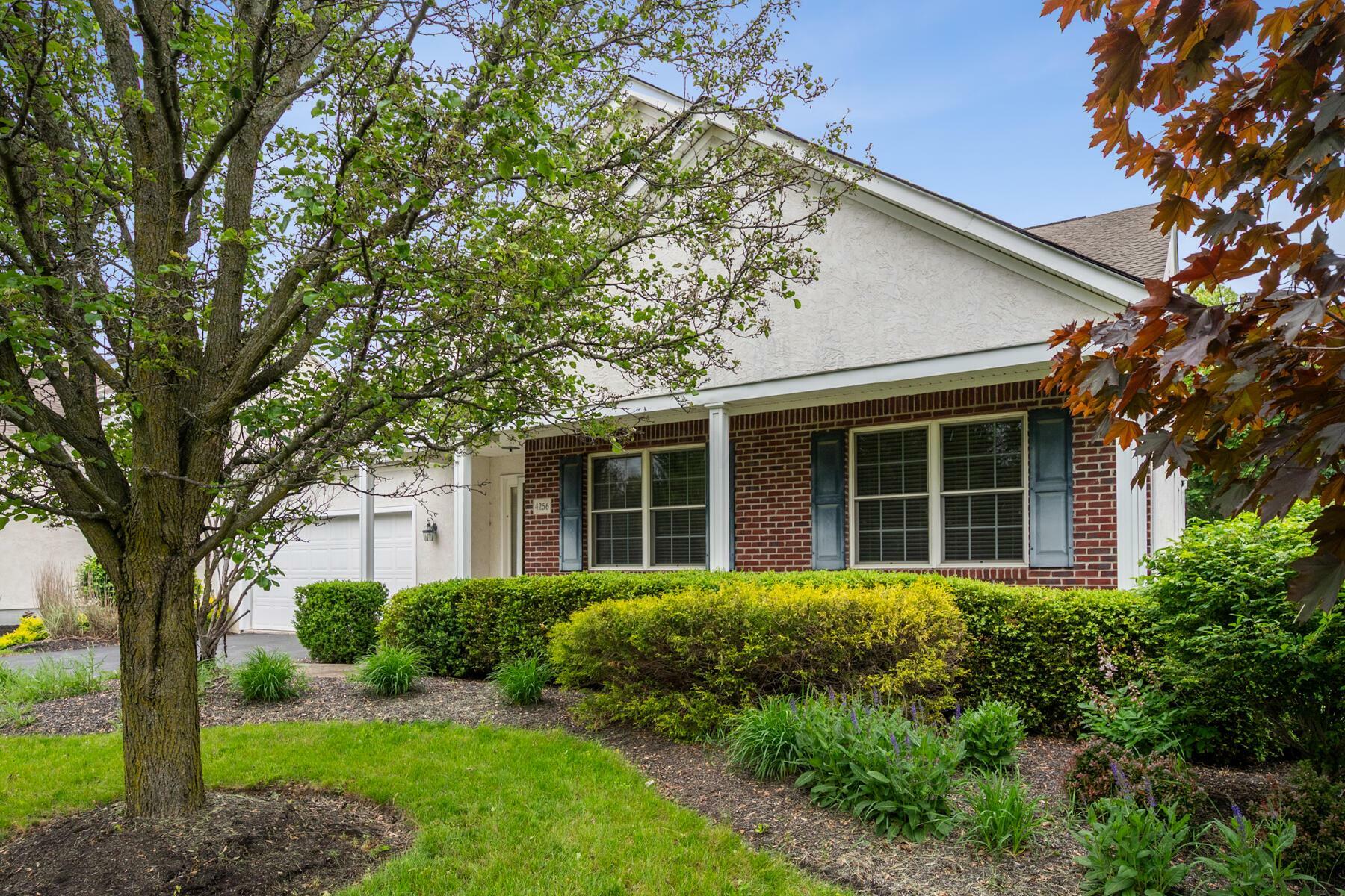 Property Photo: 4256 Landhigh Lakes Drive OH 43065