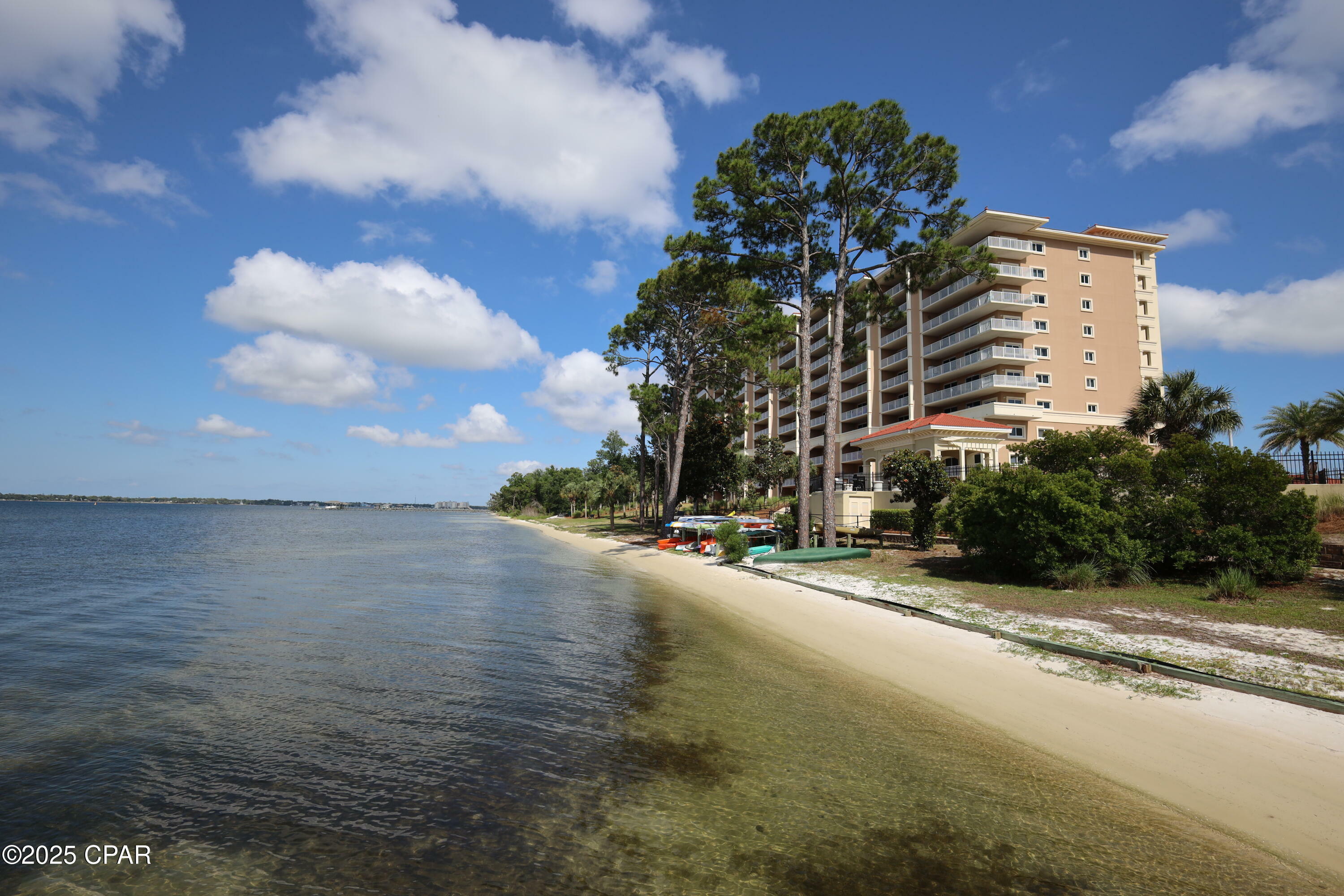 Property Photo: 2400 Grandiflora Boulevard 406 FL 32408