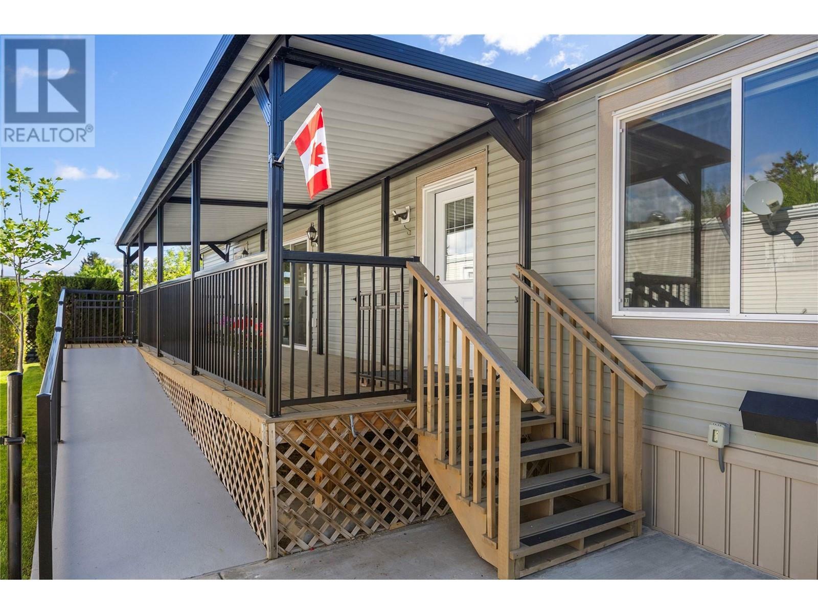 Property Photo: 2400 Oakdale Way 58 BC V2B 6W7