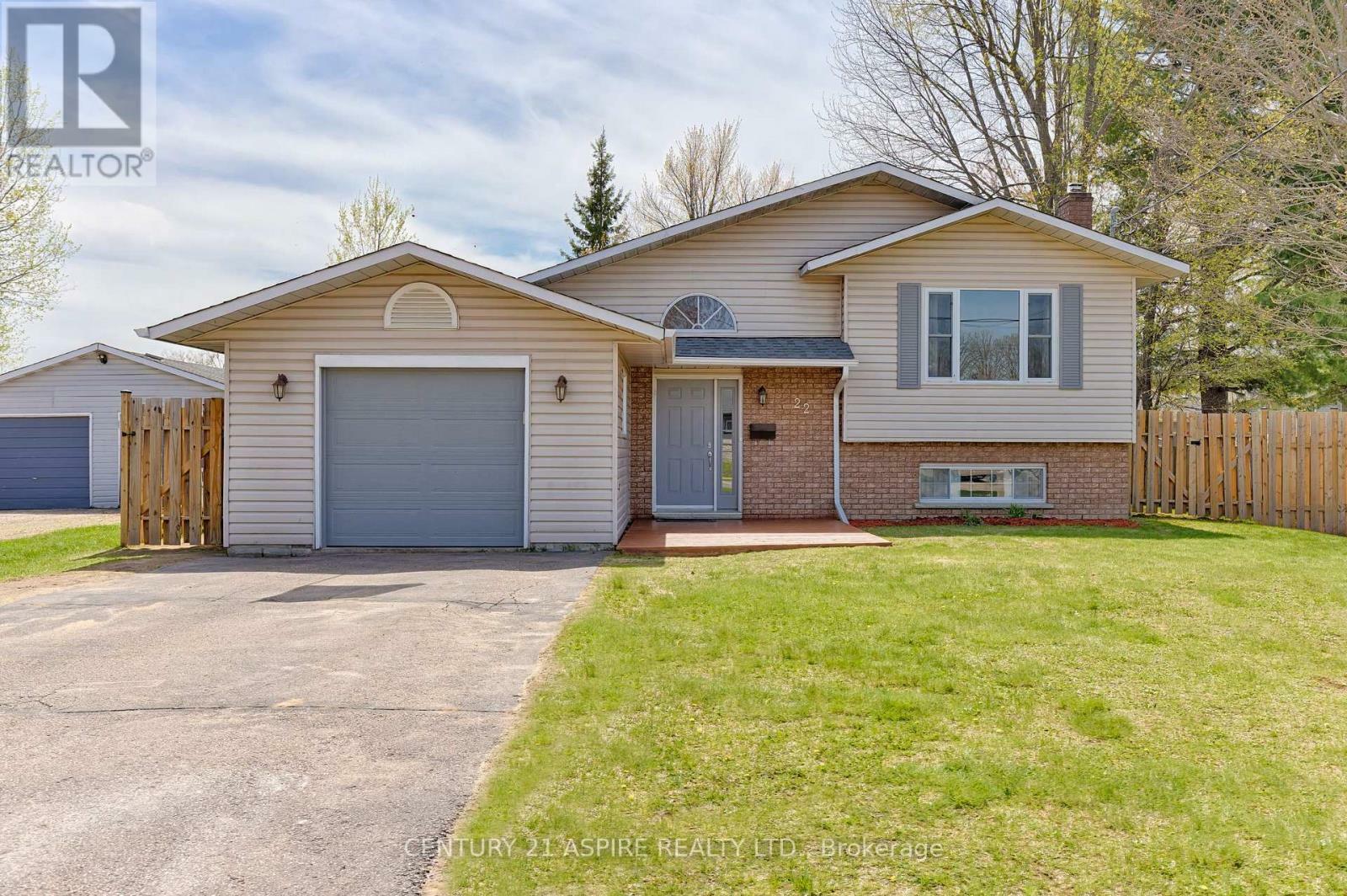 Property Photo: 22 Russell Street ON K8H 1T9