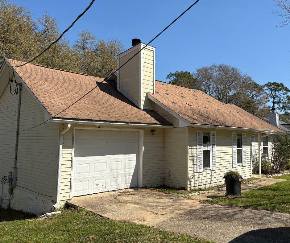 Property Photo:  368 John King Road  FL 32539 