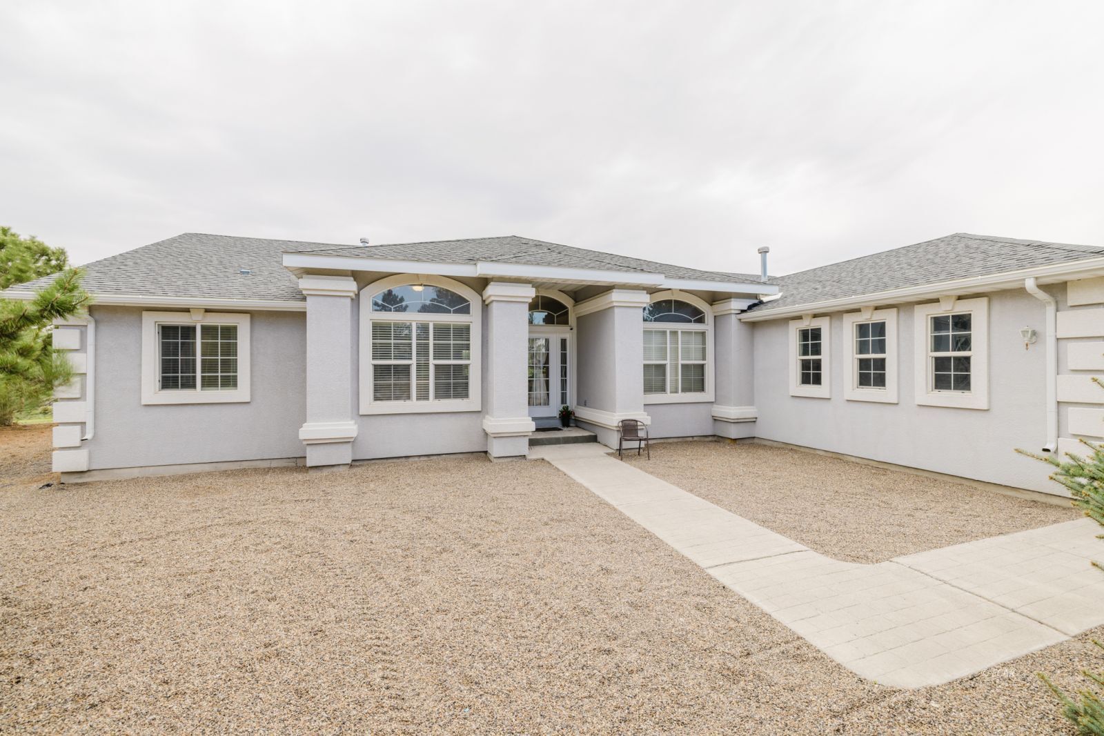 Property Photo:  265 Country Club Place  NV 89801 