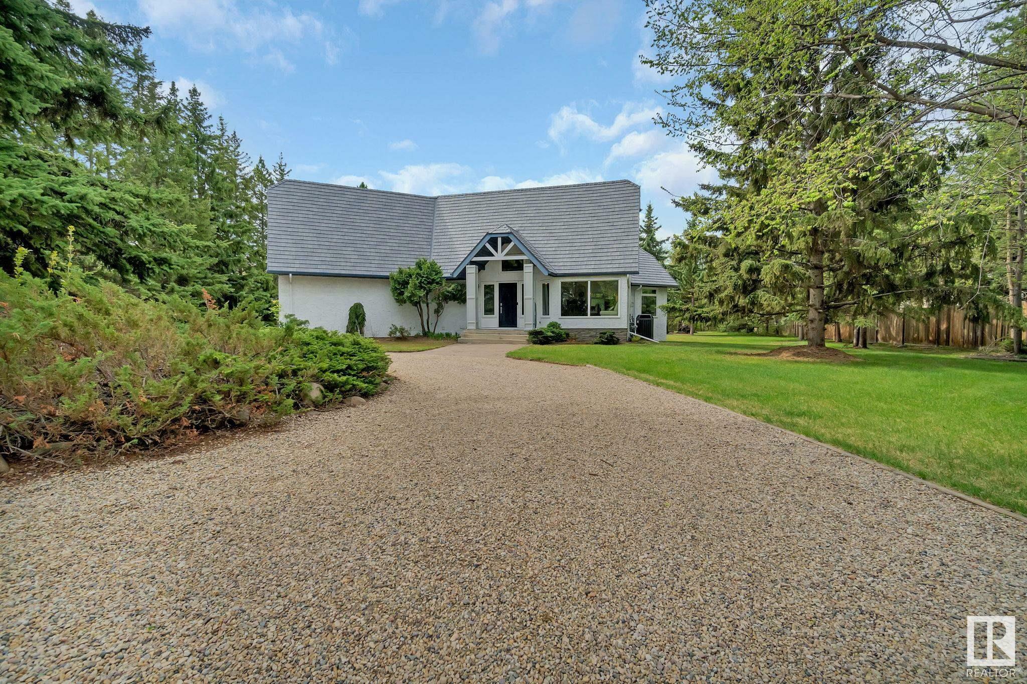 201 Grandisle NW  Edmonton AB T6M 2P1 photo