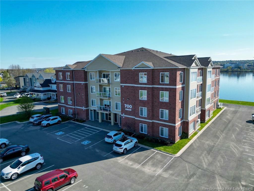 700 Union Street 106  Devon NB E3A 3N7 photo