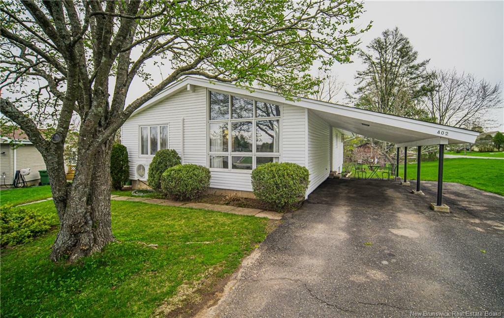 402 Covert Street  Oromocto NB E2V 1E7 photo