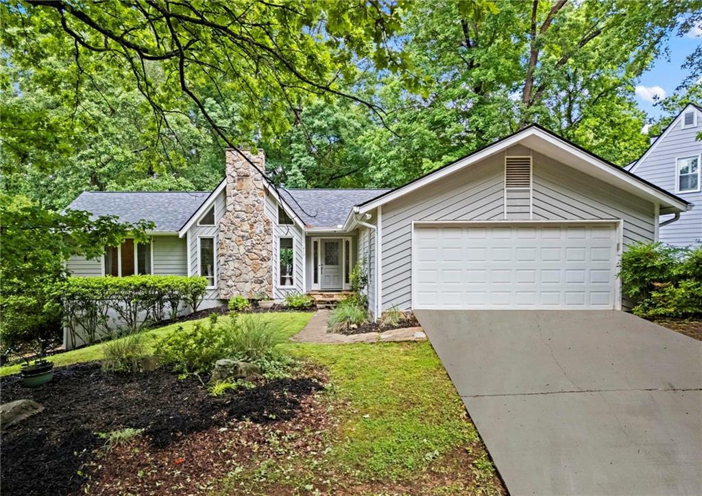 413 Sassafras Road  Roswell GA 30076 photo
