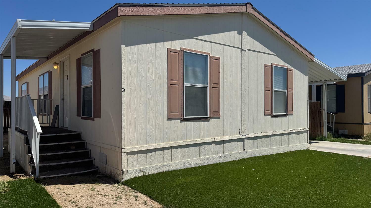 Property Photo:  3265 Huber Avenue  CA 93501 