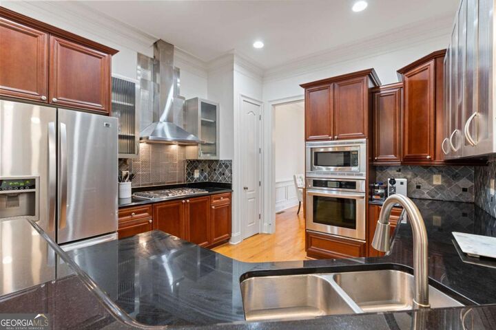 1003 Pearl Point NE  Sandy Springs GA 30328 photo