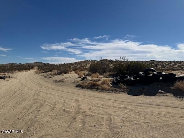 Property Photo:  21500 E Ave Q  CA 93591 