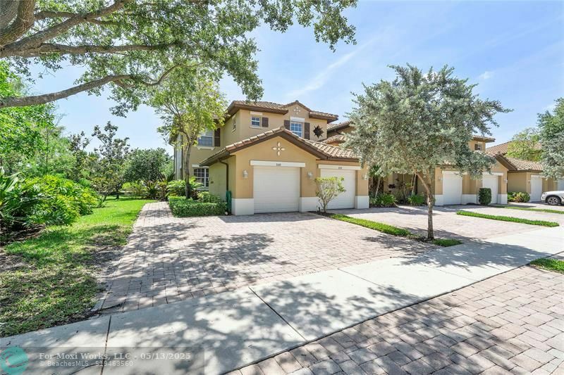 Property Photo: 8140 NW 128th Ln 10A FL 33076