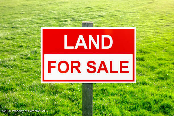 Property Photo: 702 Scott Road PA 18411