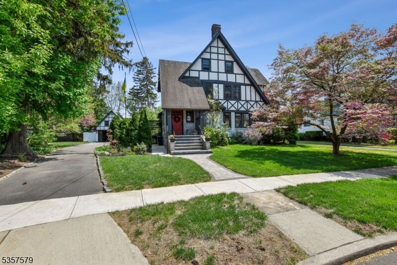 Property Photo: 127 Severin Ct NJ 07016