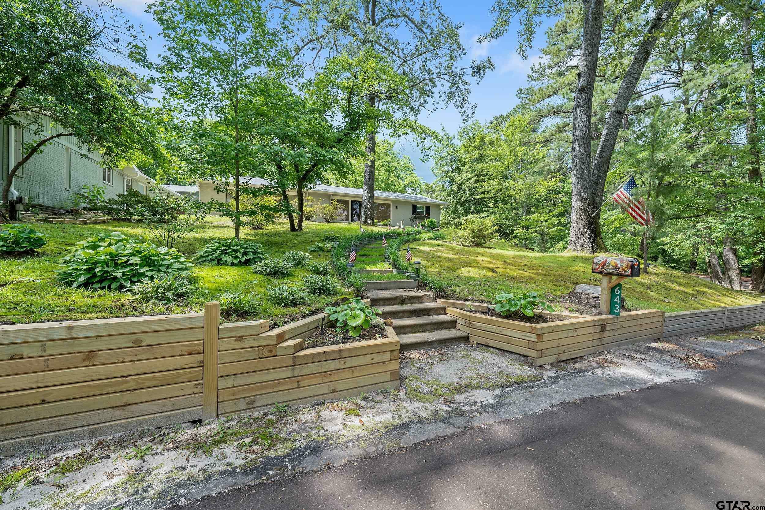 Property Photo: 643 Pr 7908 TX 75765