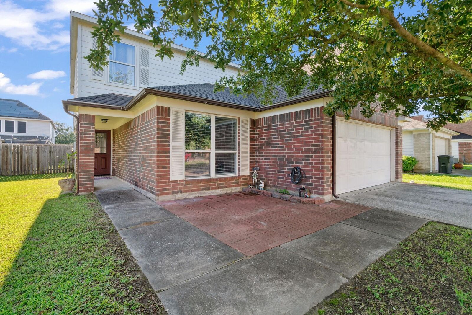 Property Photo:  8006 Saffron Lane  TX 77521 