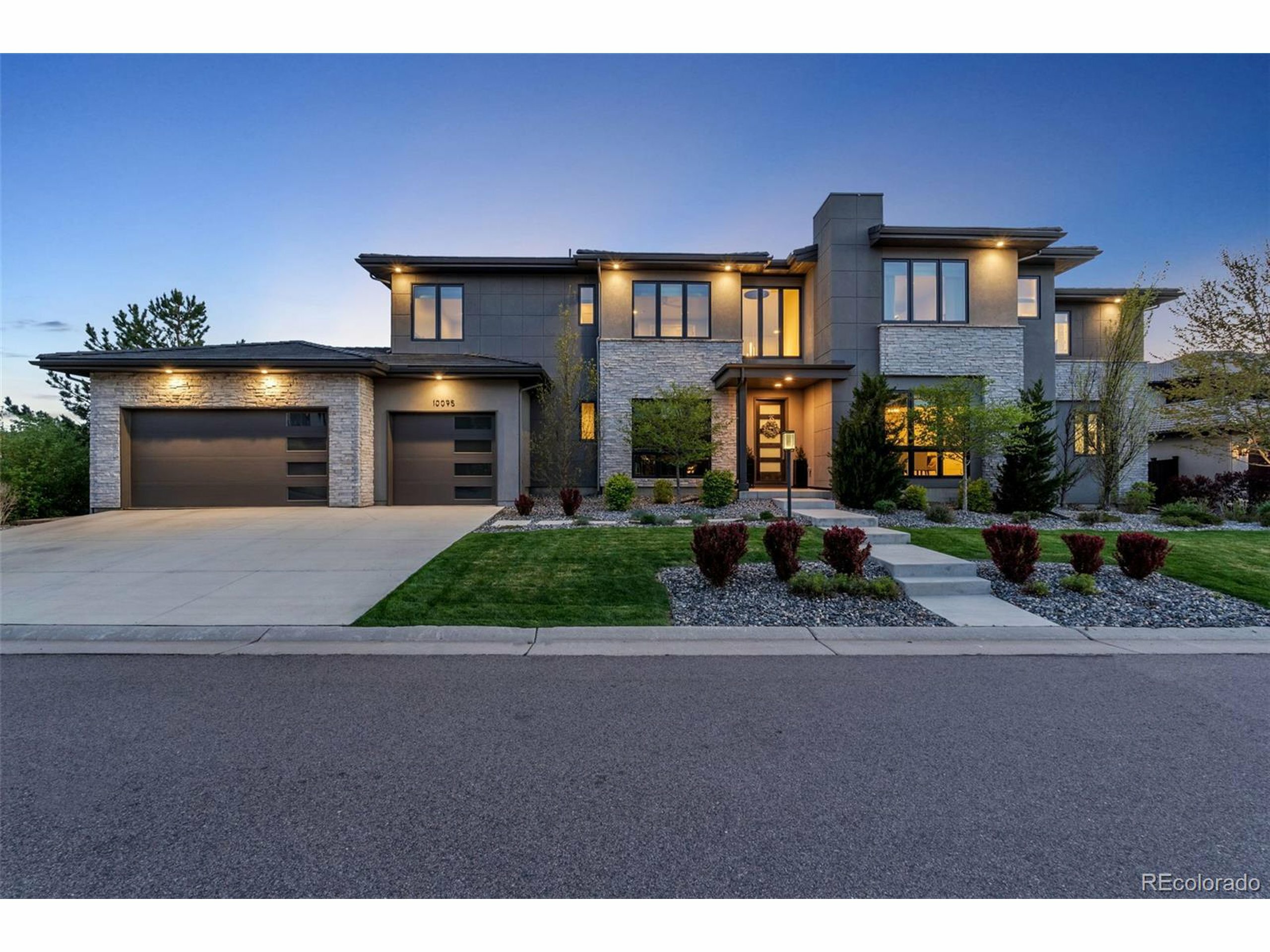 10095 S Shadow Hill Dr  Lone Tree CO 80124 photo