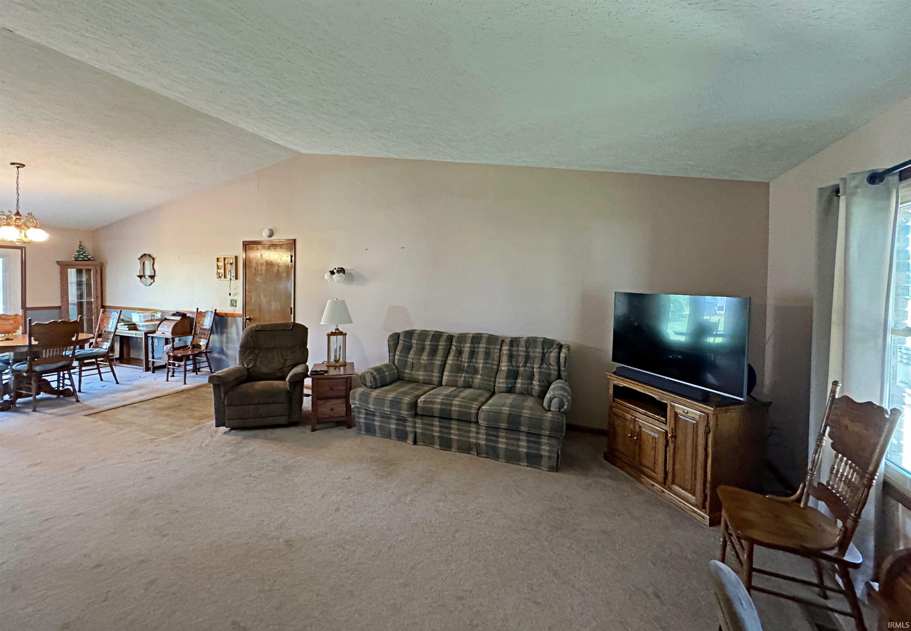 Property Photo: 1263 W 150 N IN 47501