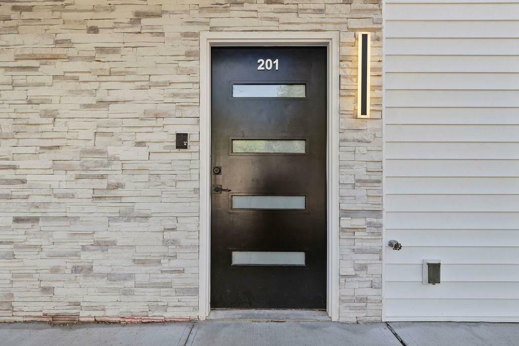 Property Photo: 242 Blauvelt Road 201 NY 10952