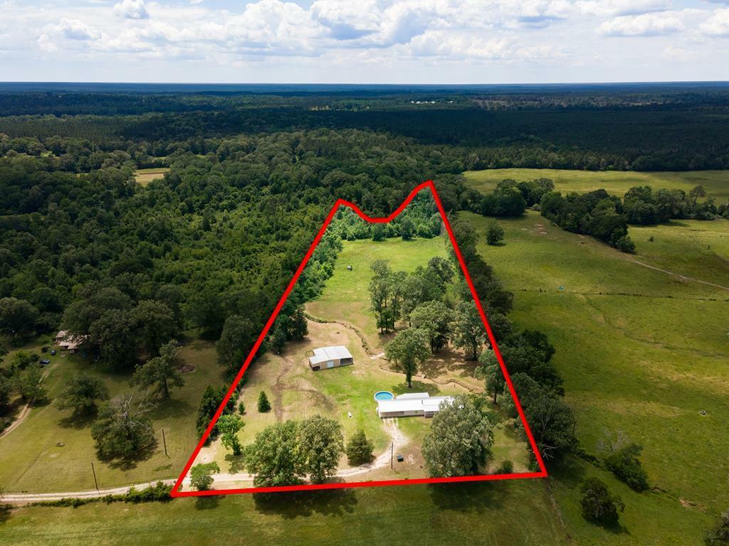 Property Photo: 407 Marshall Road TX 75969