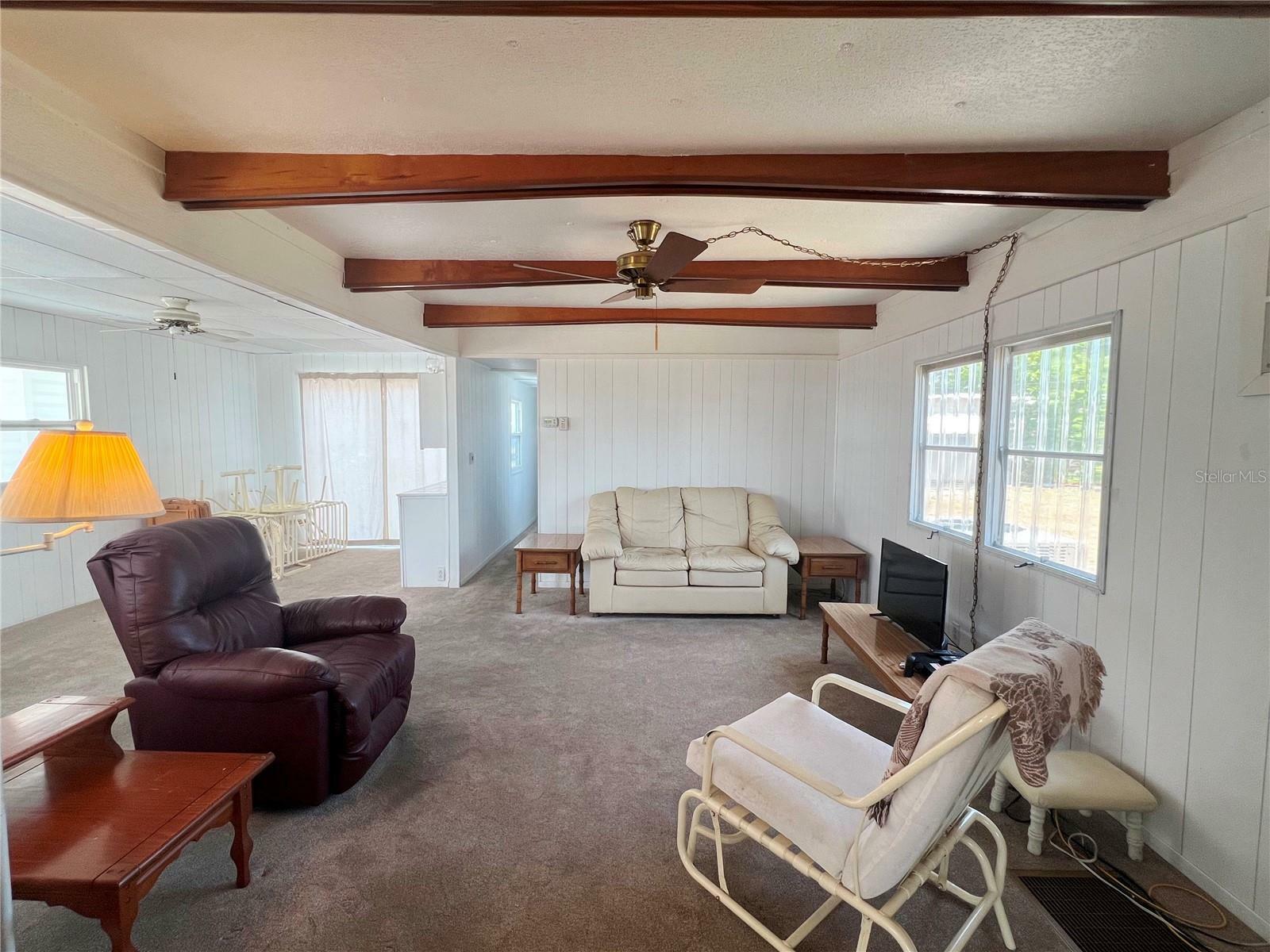 Property Photo: 237 Blackburn Boulevard FL 34287