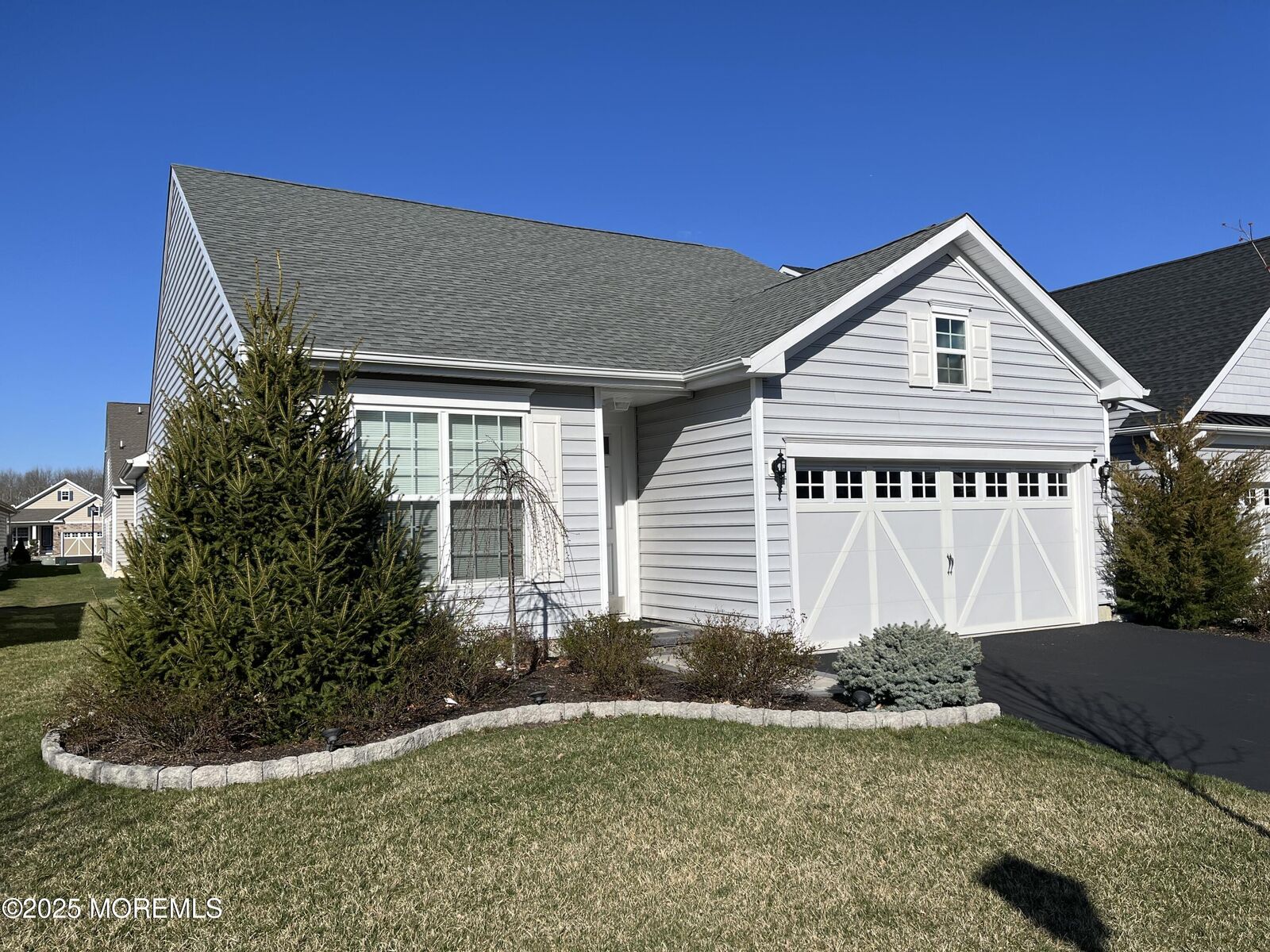 Property Photo:  10 Moonlight Way  NJ 07731 