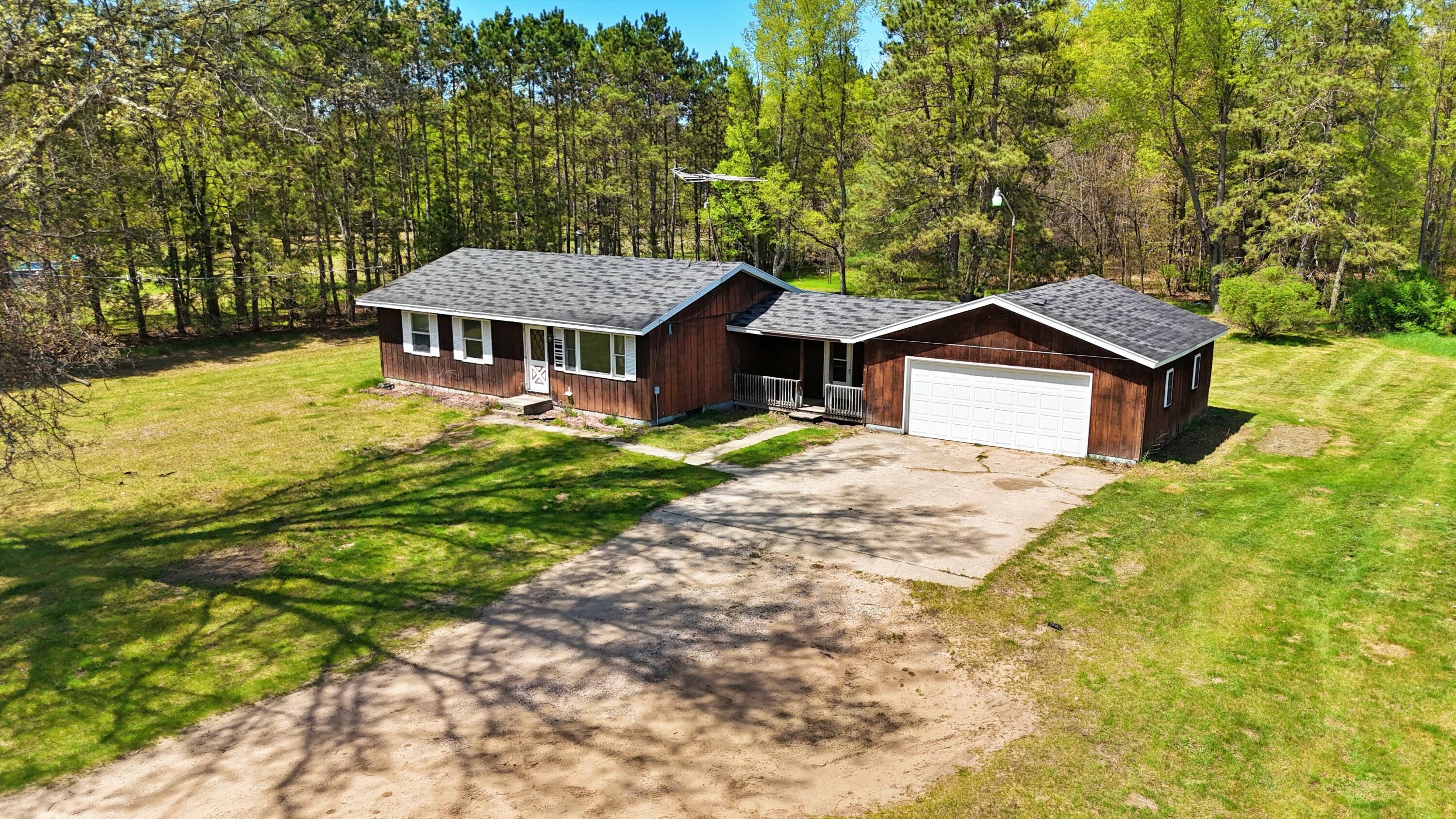 18865 Garfield Road  Big Rapids MI 49307 photo