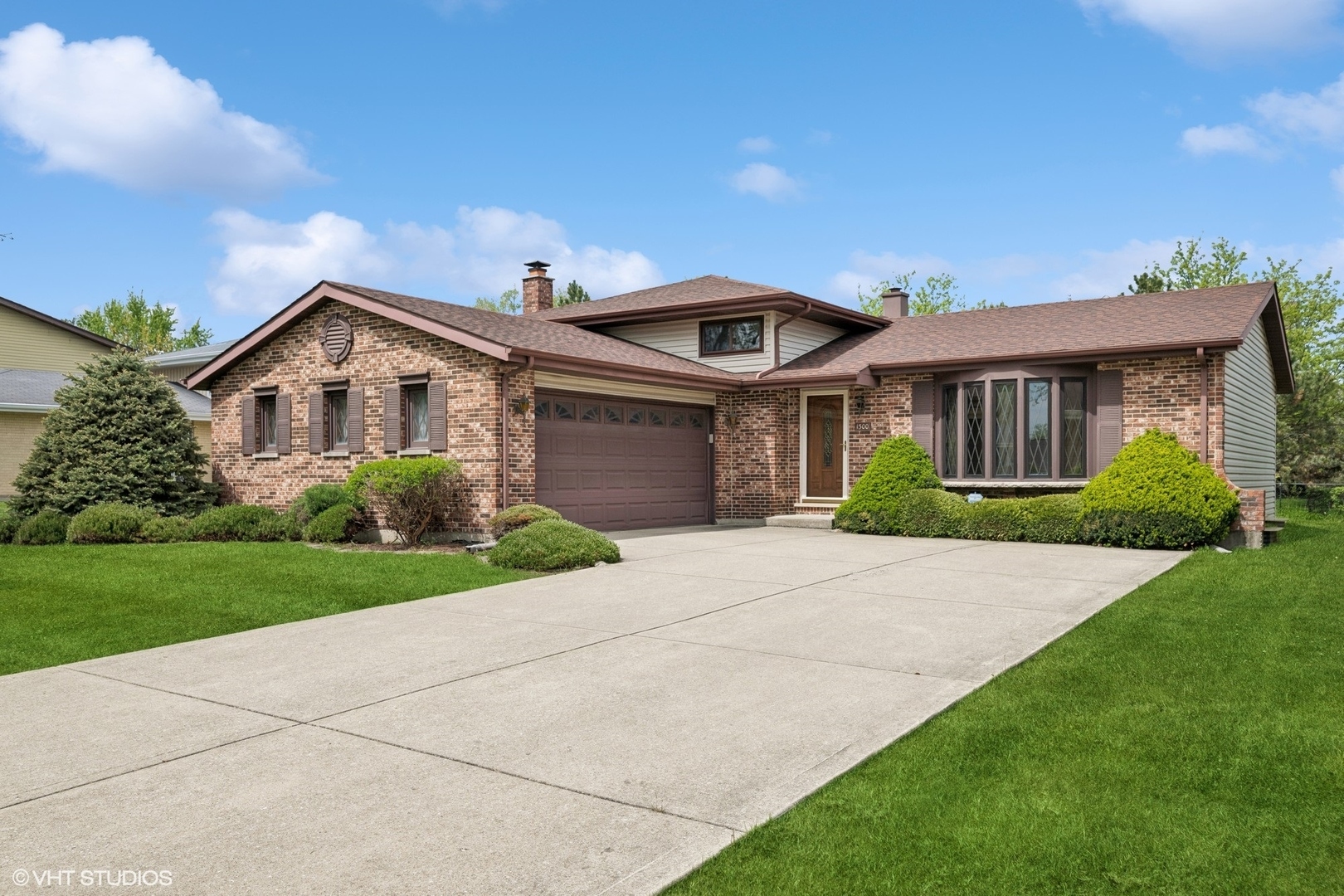 Property Photo: 1300 Byron Avenue IL 60101