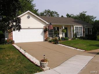 Property Photo: 16511 Oak Forest Court MO 63011