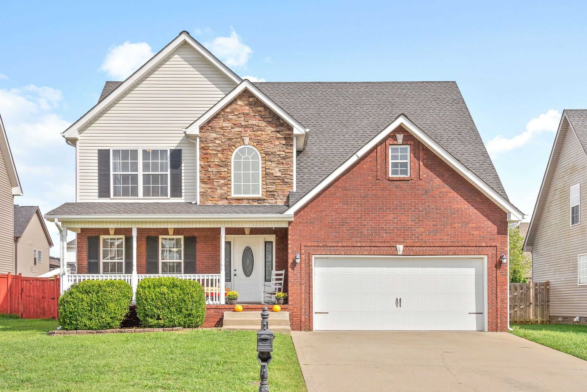 Property Photo: 1345 Chinook Cir TN 37042