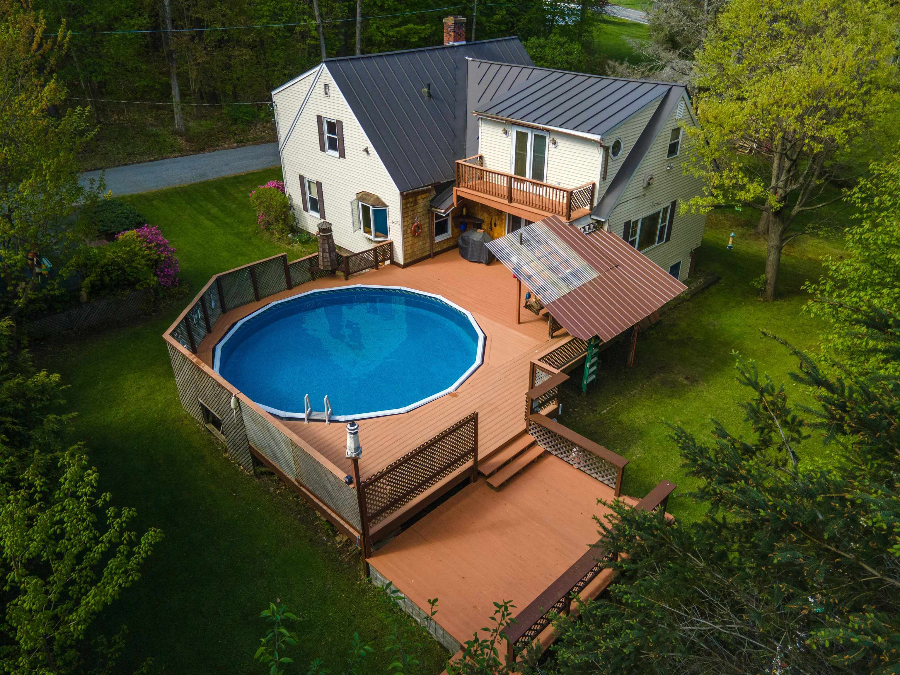 Property Photo:  17 Spencer Avenue  NH 03743 