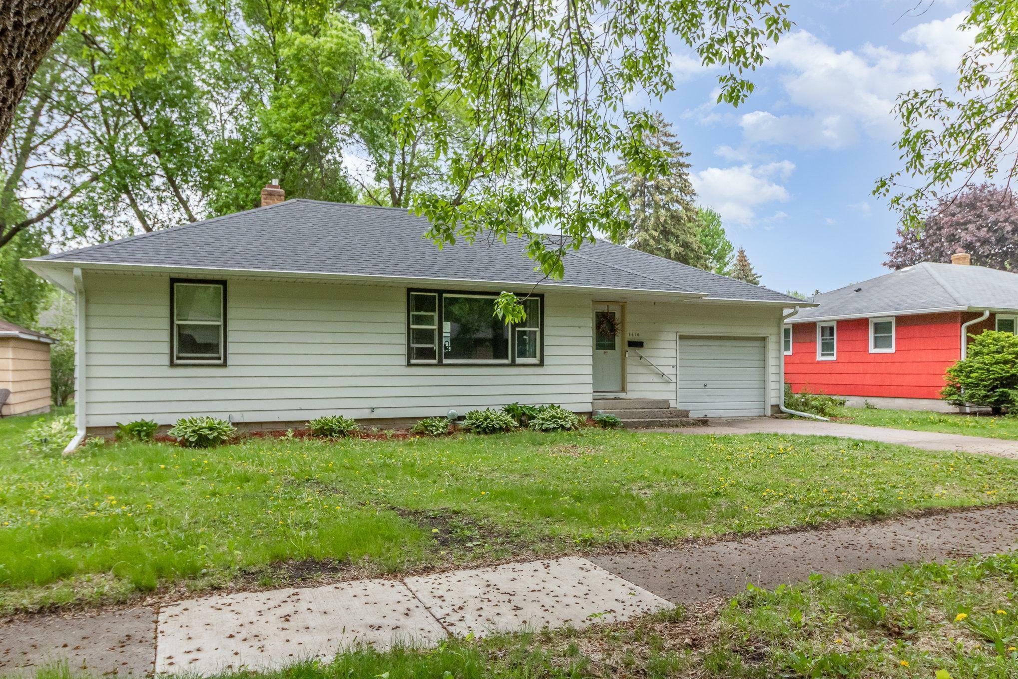Property Photo: 1610 Knight Avenue N MN 55336