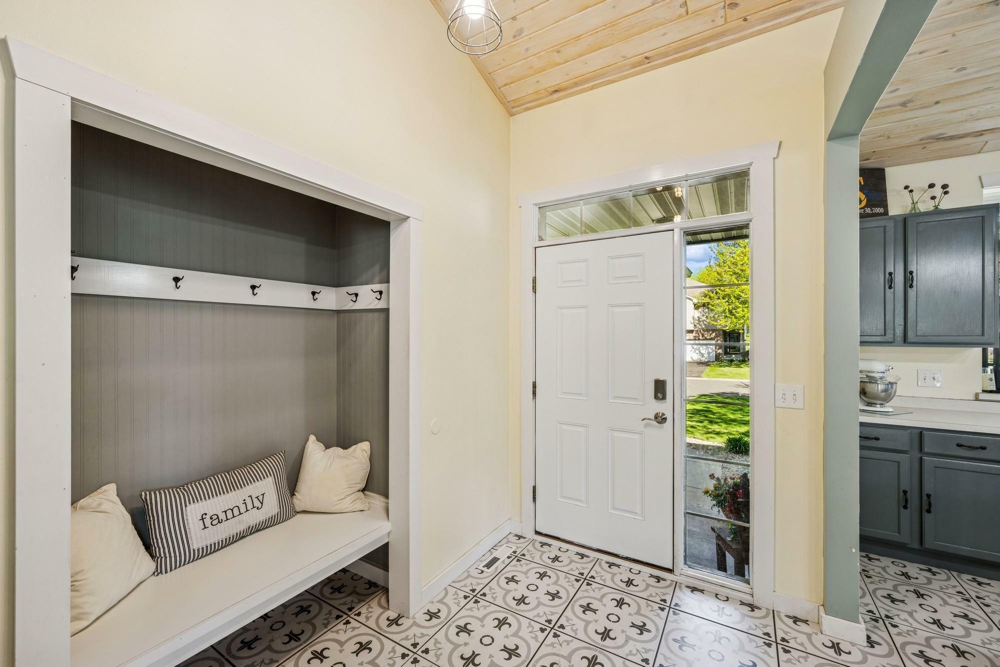 Property Photo: 13761 Dorothy Drive MN 55374
