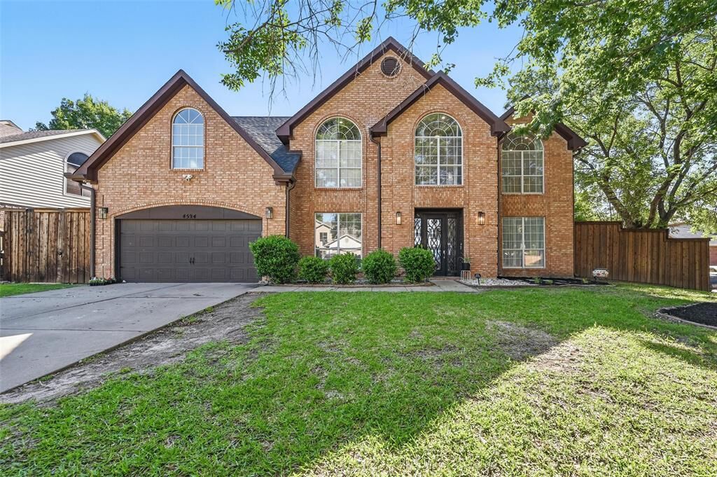Property Photo:  4524 Rosedale Drive  TX 75052 